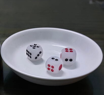 Tài xỉu là trò chơi may rủi có nguồn gốc rất lâu